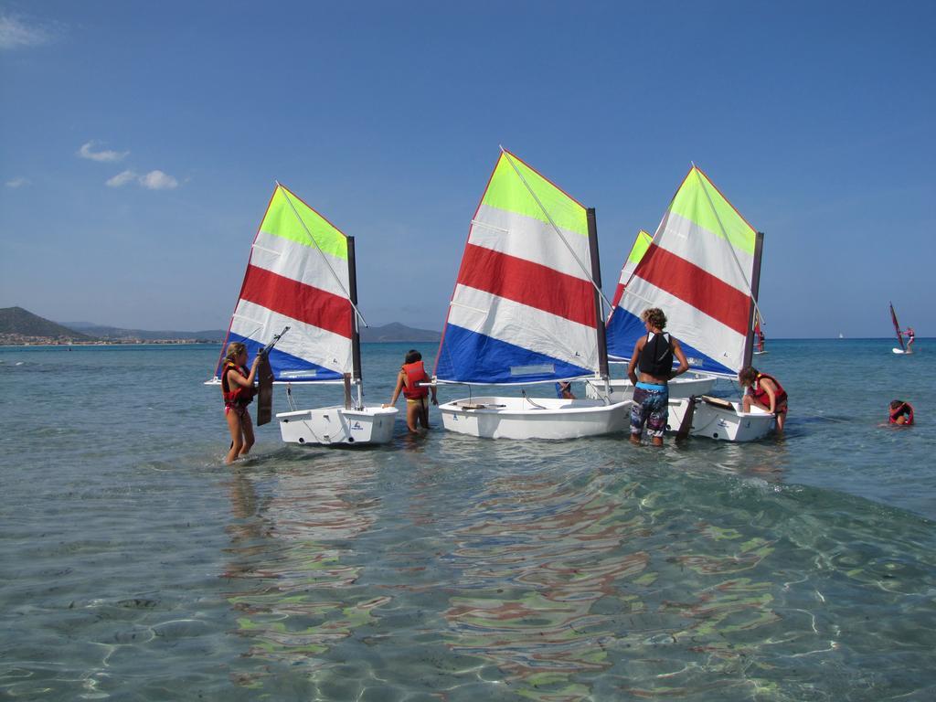 סיניסקולה Villaggio Camping Calapineta מראה חיצוני תמונה